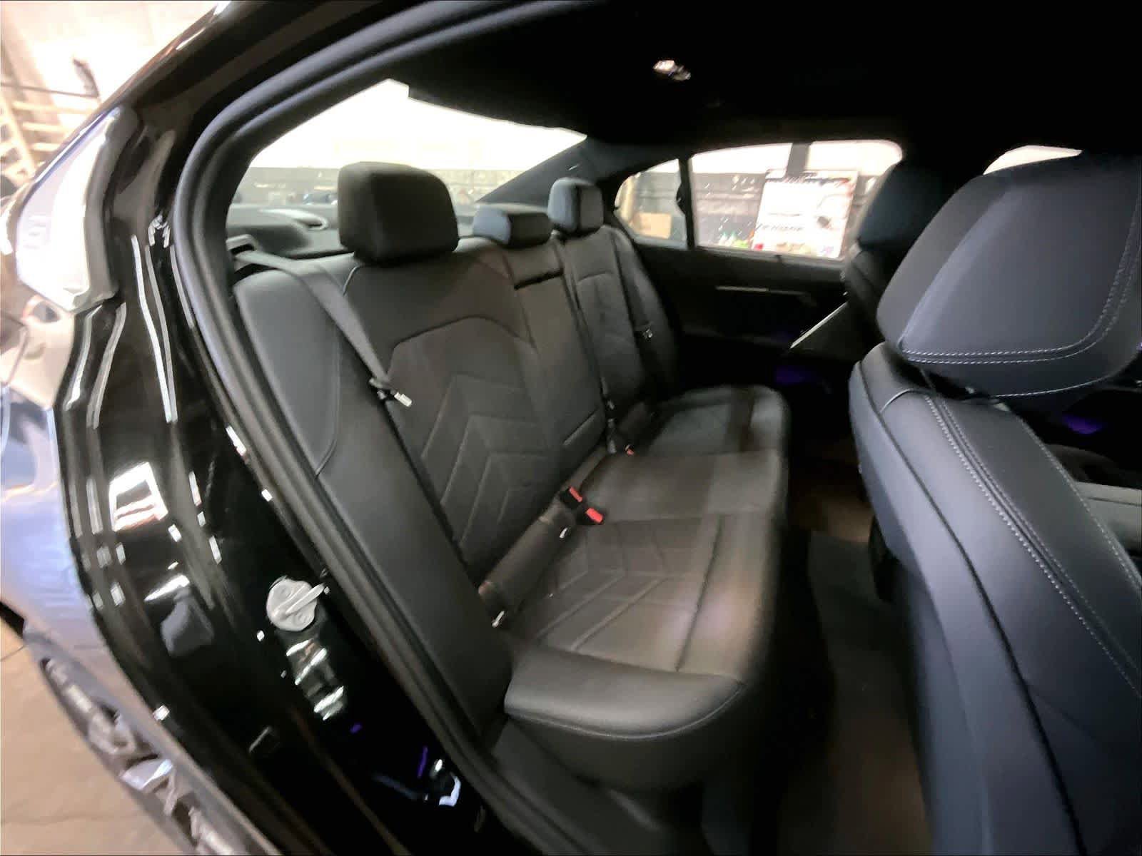 Used 2026 BMW 540i xDrive w/ Executive Package AWD/4WD image 28
