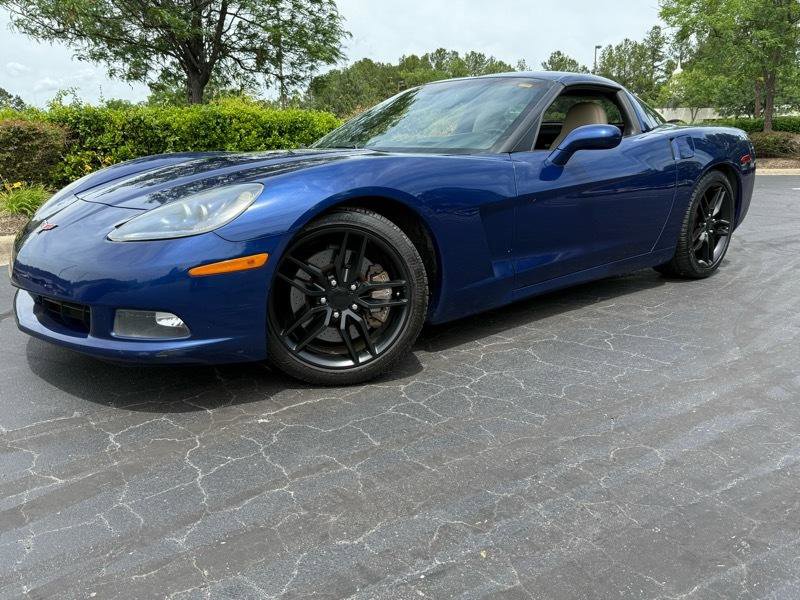 Used 2005 Chevrolet Corvette Coupe w/ Preferred Equipment Group image 9