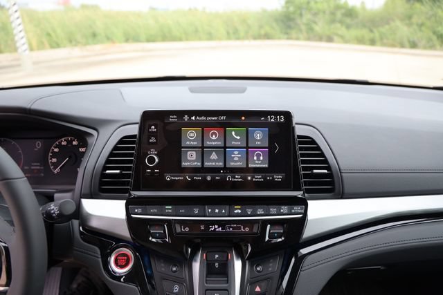 New 2026 Honda Odyssey Touring image 21