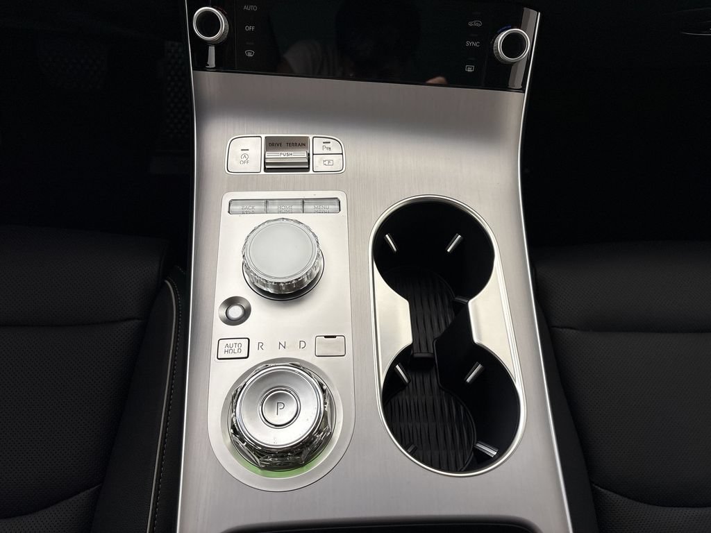 New 2026 Genesis GV70 2.5T Advanced AWD/4WD image 22