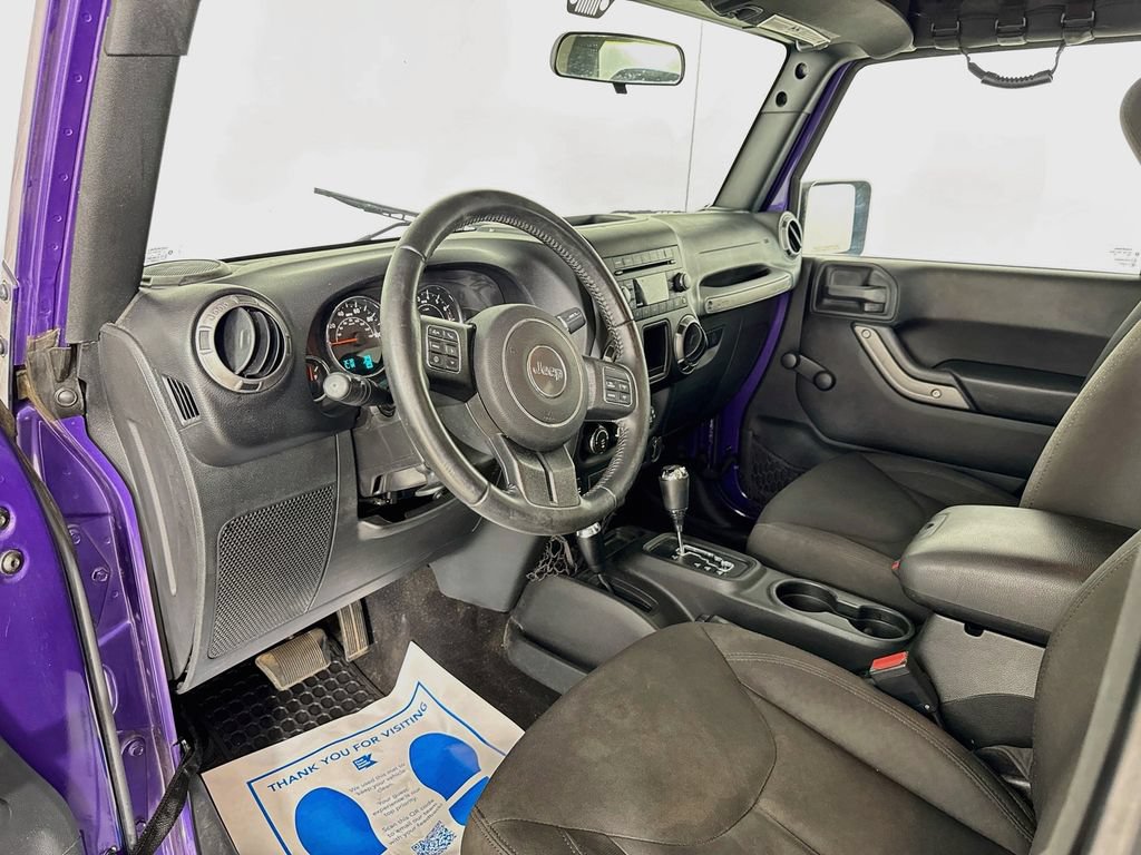 Used 2017 Jeep Wrangler Sport w/ Connectivity Group AWD/4WD image 9