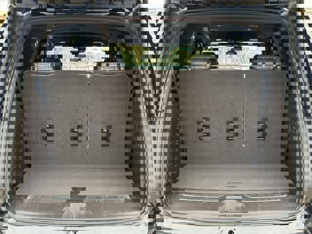 Used 2024 Chevrolet Tahoe Z71 w/ Luxury Package image 32