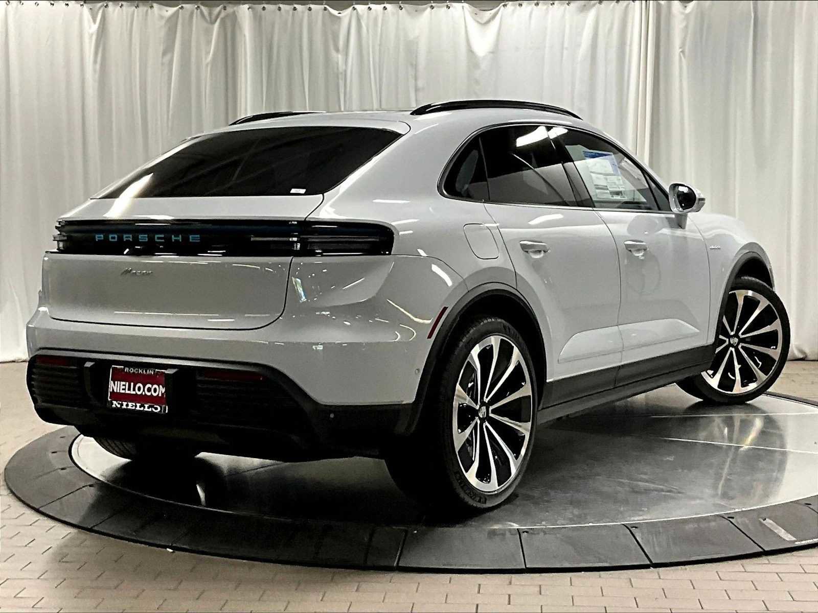 New 2026 Porsche Macan Electric RWD image 7