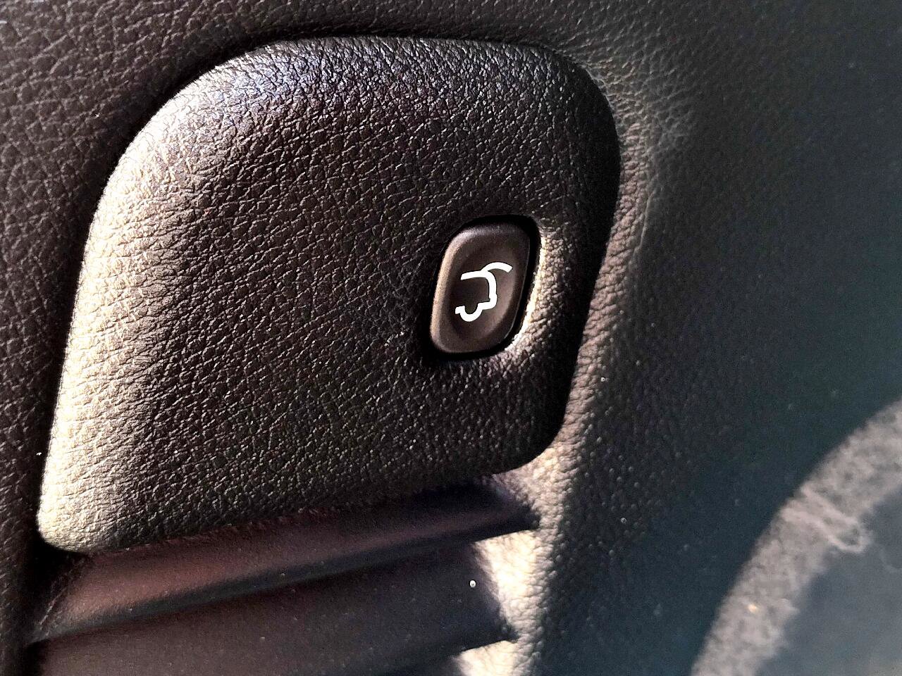 Used 2018 Jeep Grand Cherokee Altitude image 7