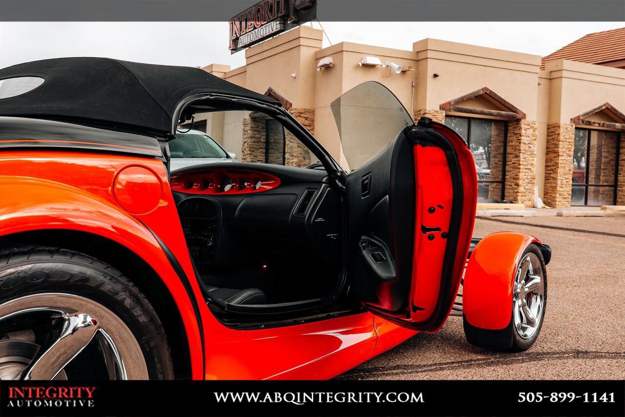 Used 2000 Plymouth Prowler RWD image 27