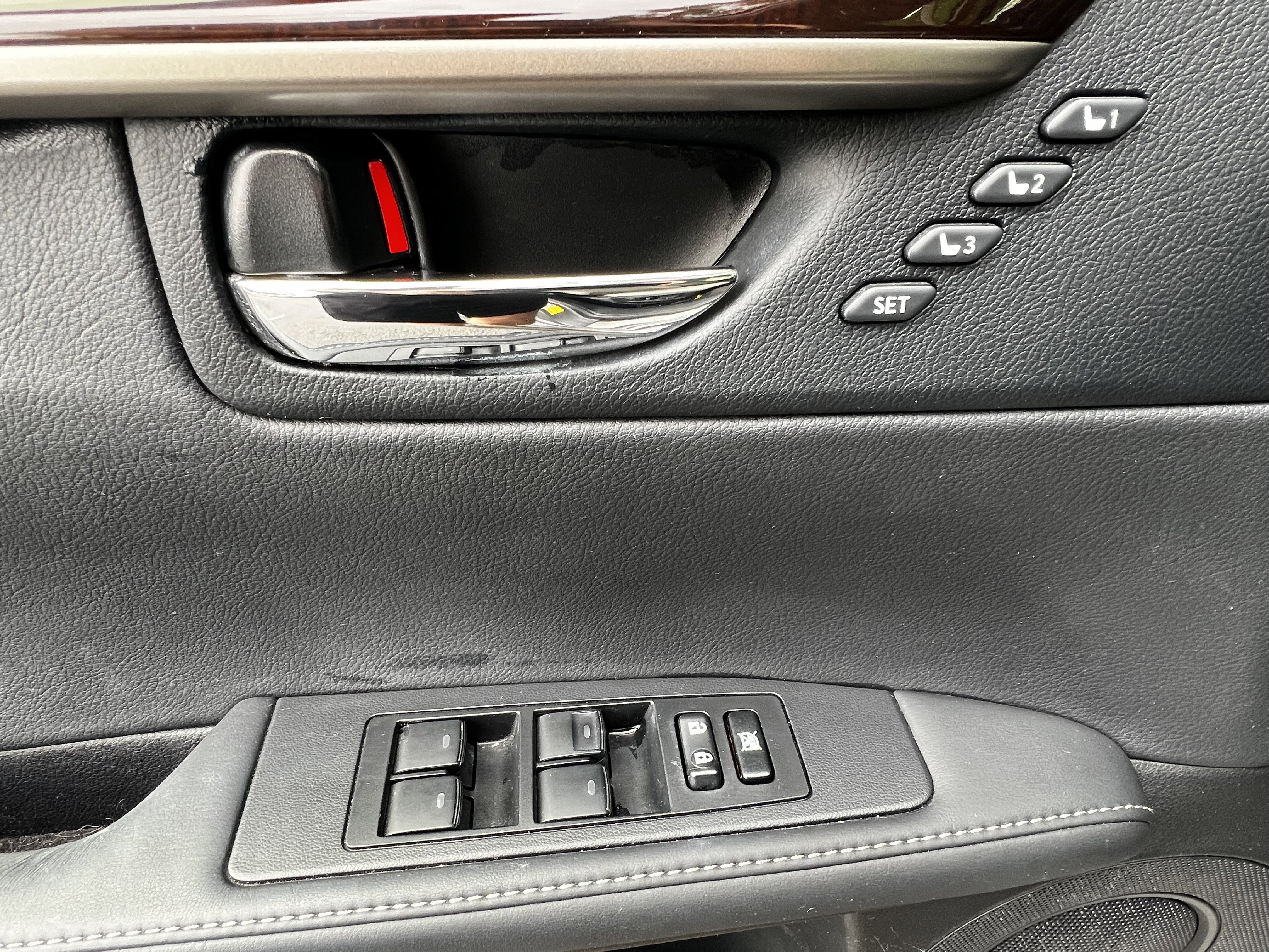 Used 2013 Lexus ES 350 w/ Luxury Pkg FWD image 15