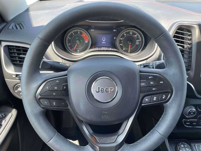 Used 2023 Jeep Cherokee Trailhawk w/ Trailer Tow Group AWD/4WD image 25