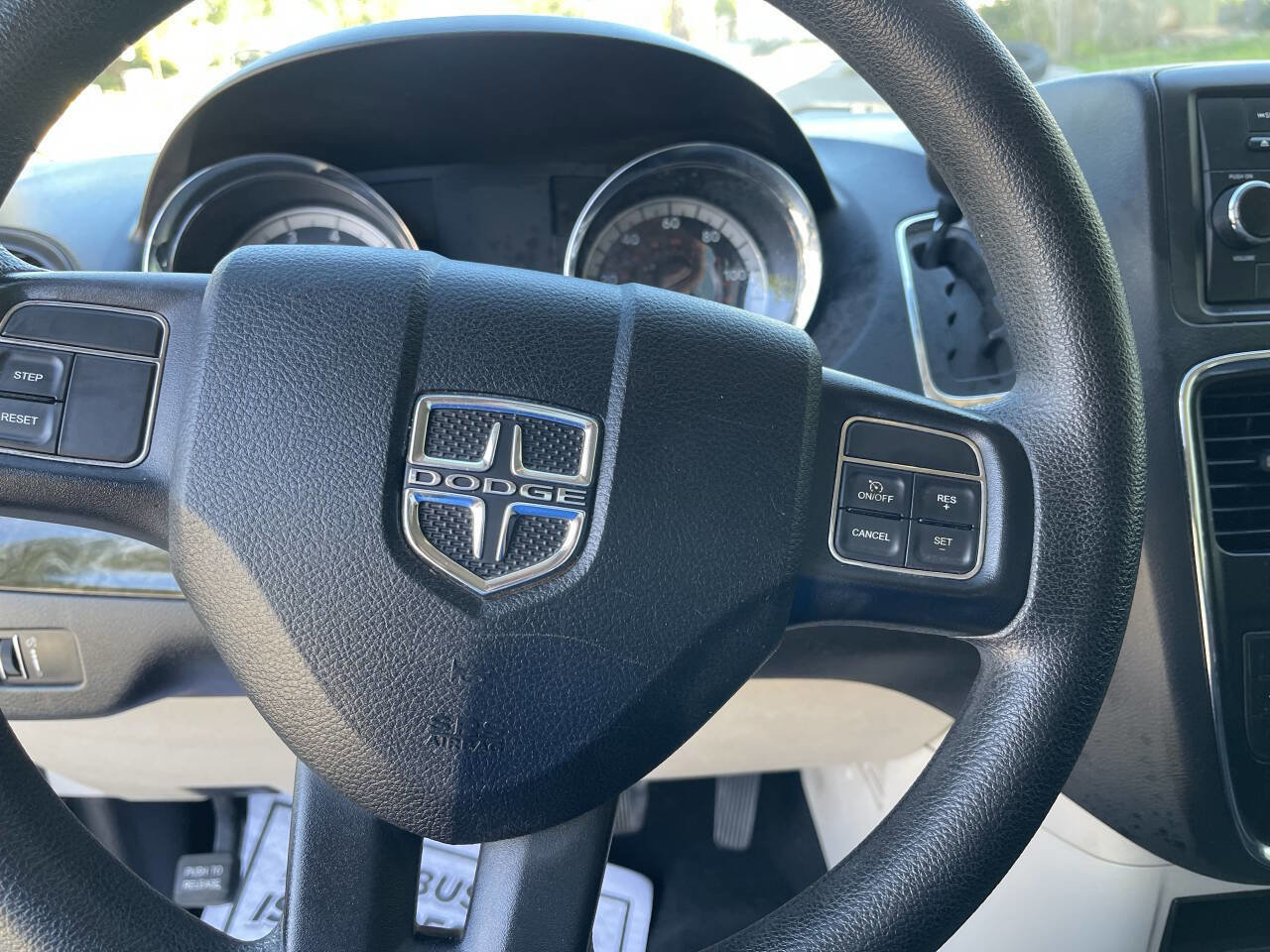 Used 2013 Dodge Grand Caravan SE image 20