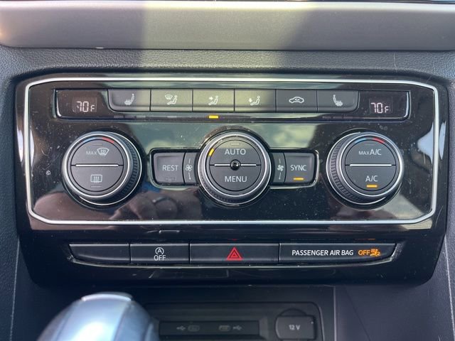 Used 2022 Volkswagen Atlas SEL AWD/4WD image 24