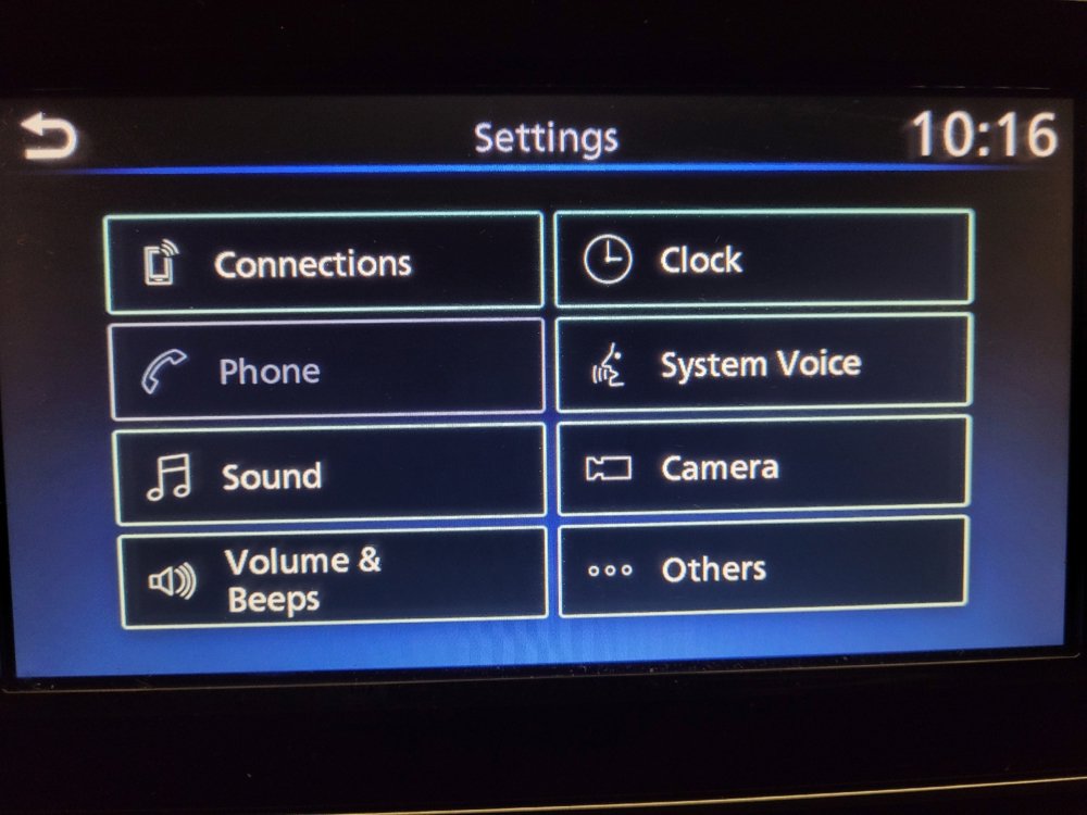 Used 2021 Nissan Versa S FWD image 25