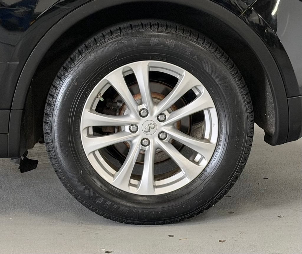Used 2016 INFINITI QX70 AWD image 8