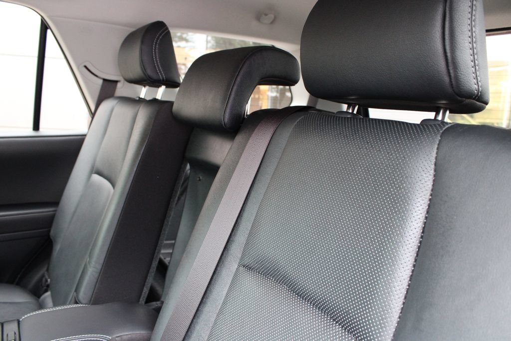 Used 2023 Toyota 4Runner Limited AWD/4WD image 9