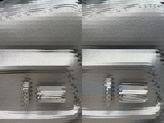 Used 2025 Honda Pilot Touring image 29