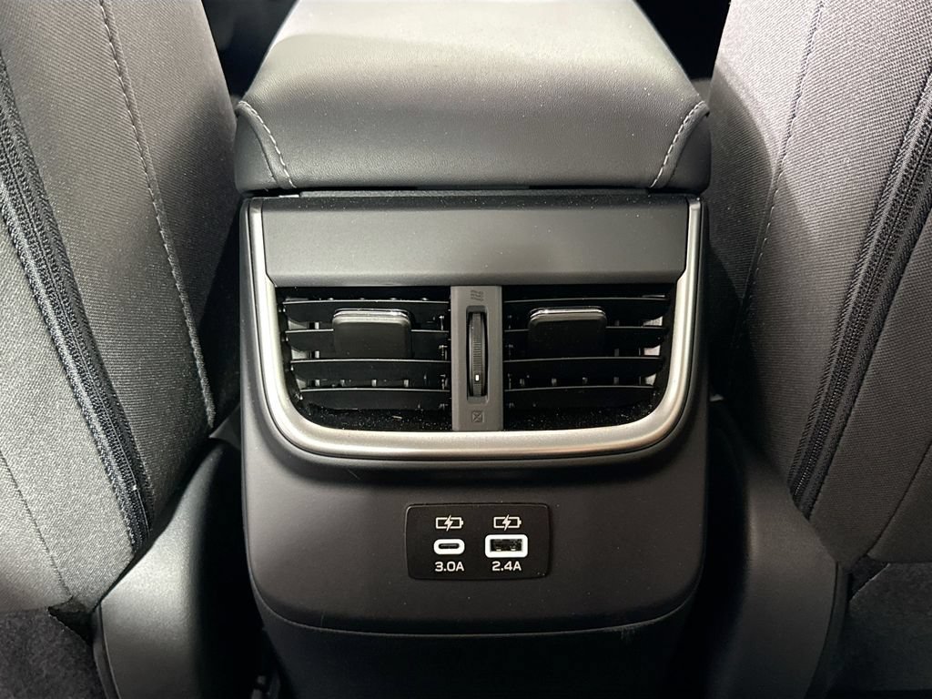 Used 2025 Subaru Legacy Premium AWD/4WD image 24