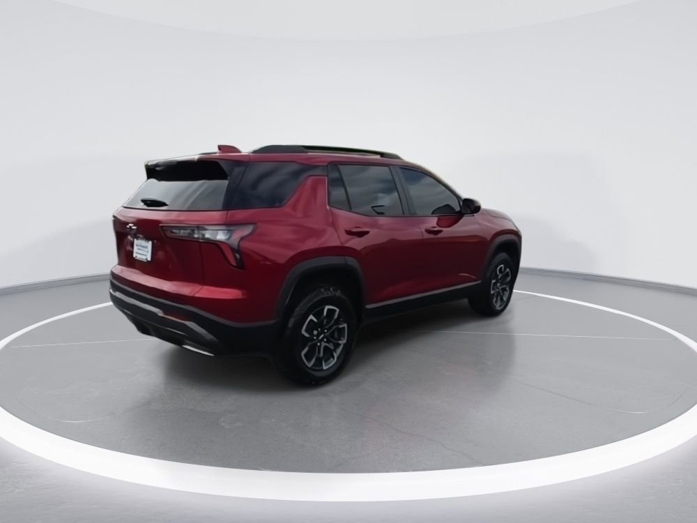 Used 2026 Chevrolet Equinox ACTIV AWD/4WD image 8