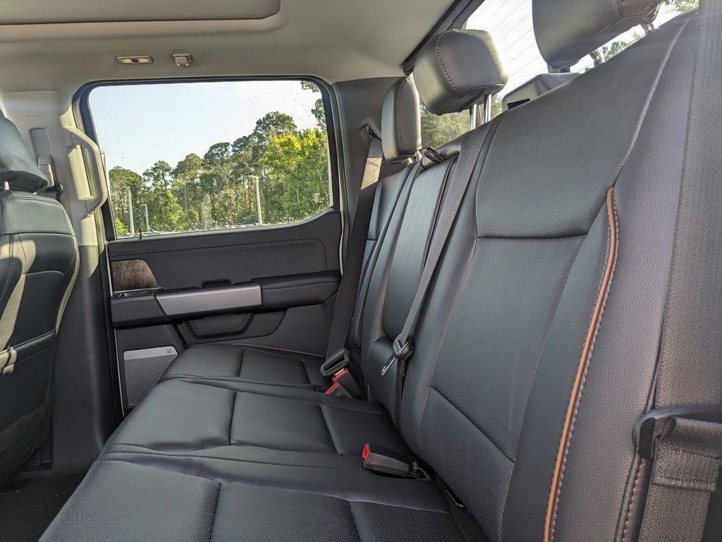 New 2025 Ford F250 Lariat w/ Lariat Ultimate Package image 15