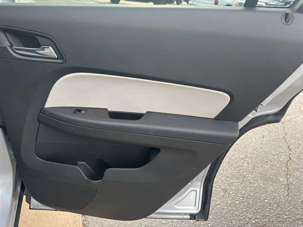 Used 2015 GMC Terrain SLT image 24