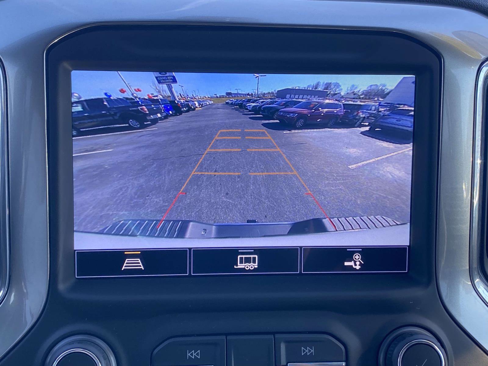 Used 2021 Chevrolet Silverado 2500 LTZ w/ LTZ Convenience Package image 27