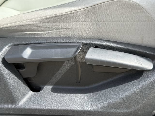 Used 2020 Volkswagen Tiguan SE w/ Panoramic Sunroof Package FWD image 29
