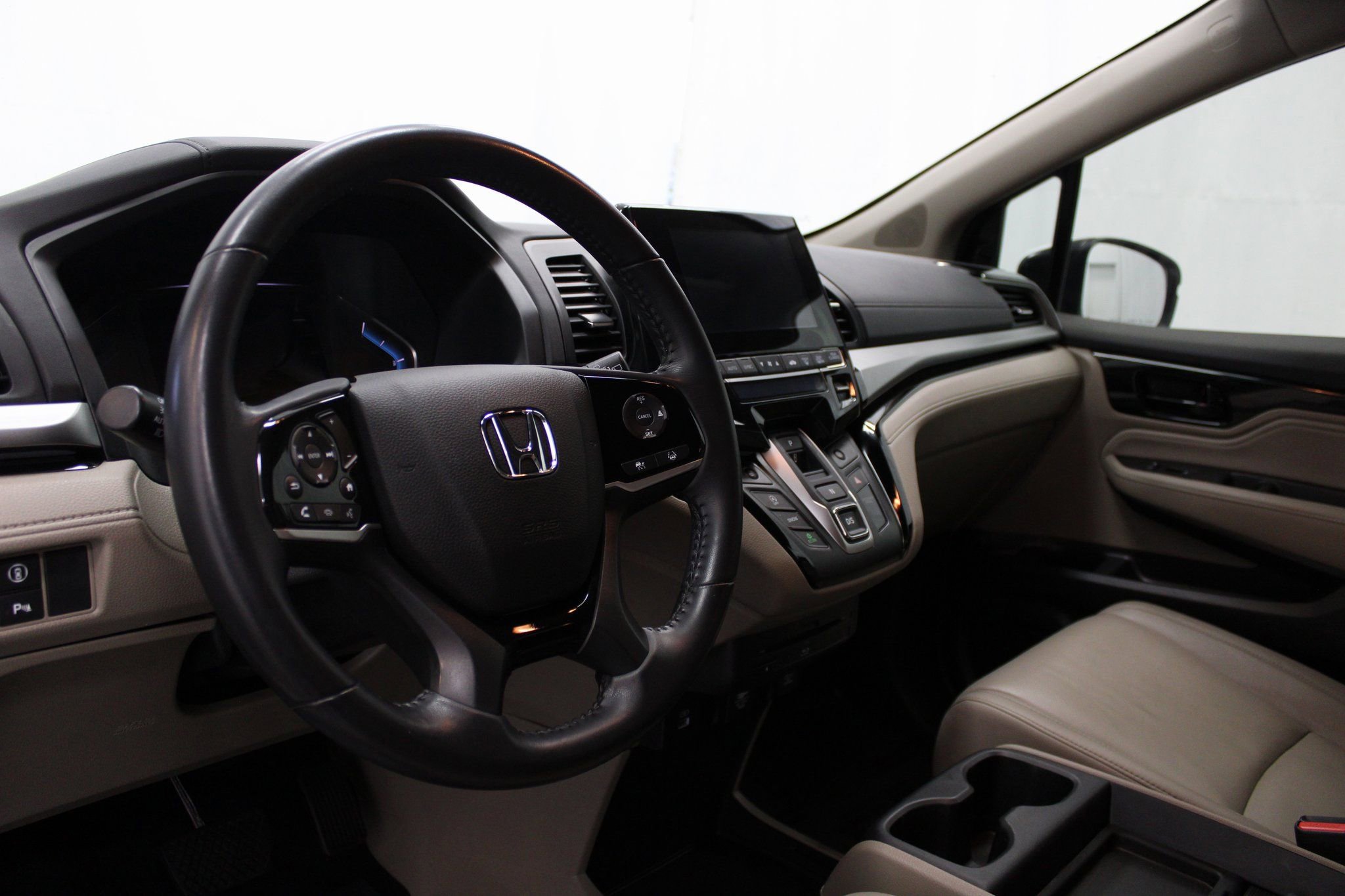 Used 2022 Honda Odyssey Touring image 17