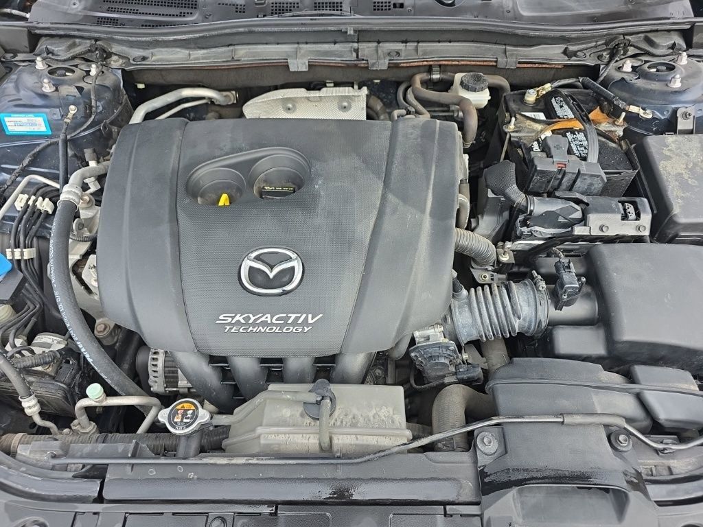 Used 2014 MAZDA MAZDA3 i Touring image 12