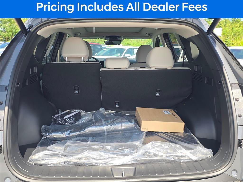 New 2026 Hyundai Tucson Limited AWD/4WD image 16