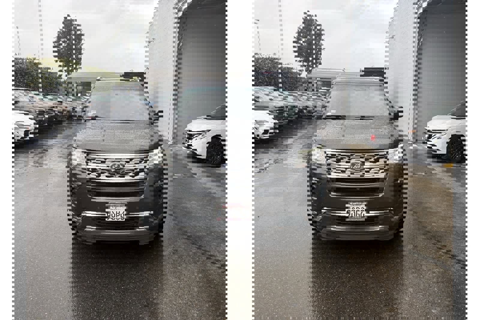 Used 2018 Ford Explorer Limited image 11