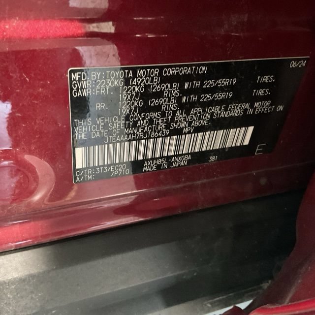 Used 2024 Toyota Venza Nightshade AWD/4WD image 30