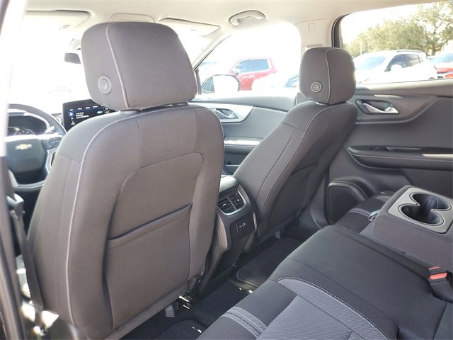 Used 2025 Chevrolet Blazer LT image 9