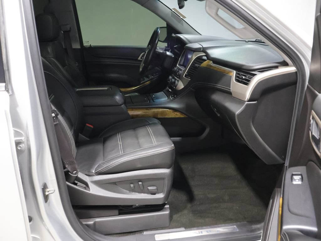 Used 2017 GMC Yukon Denali AWD/4WD image 23