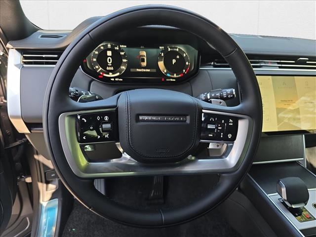 New 2025 Land Rover Range Rover SE image 18