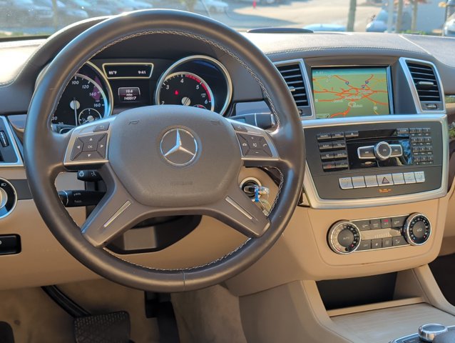 Used 2015 Mercedes-Benz GL 320 BlueTEC 4MATIC image 15