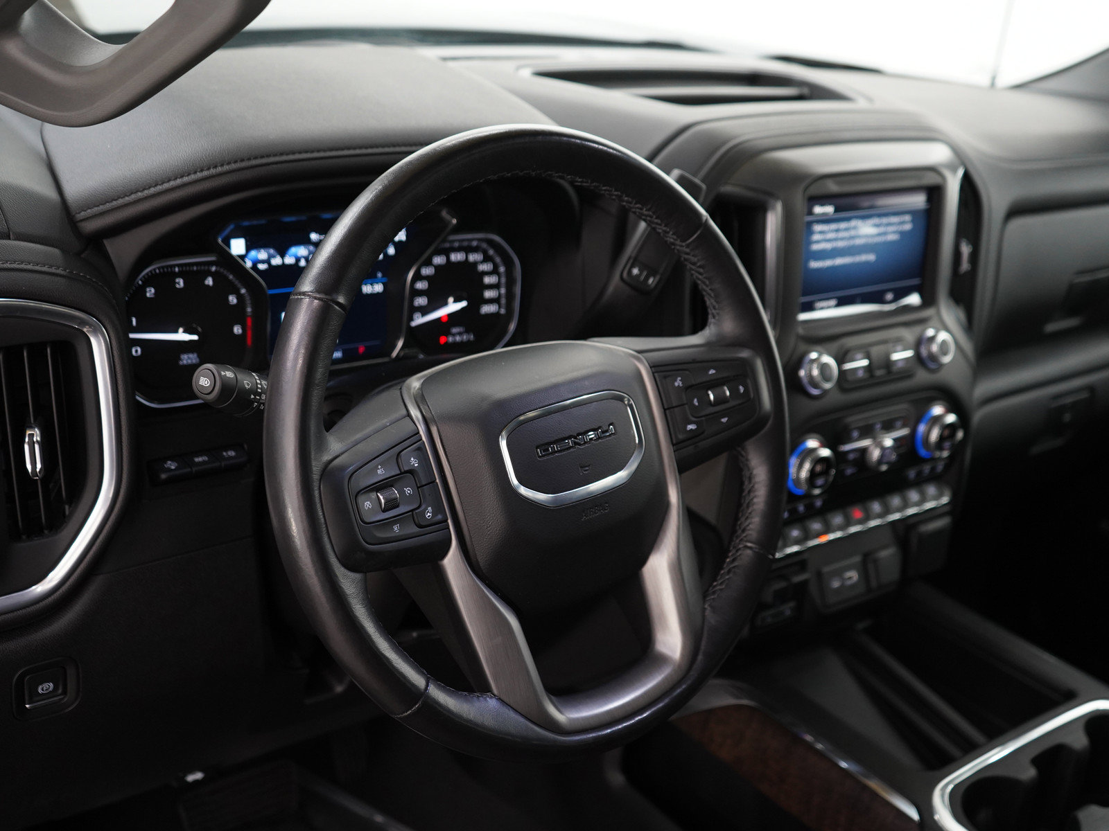 Used 2022 GMC Sierra 1500 Denali w/ Denali Premium Package AWD/4WD image 21