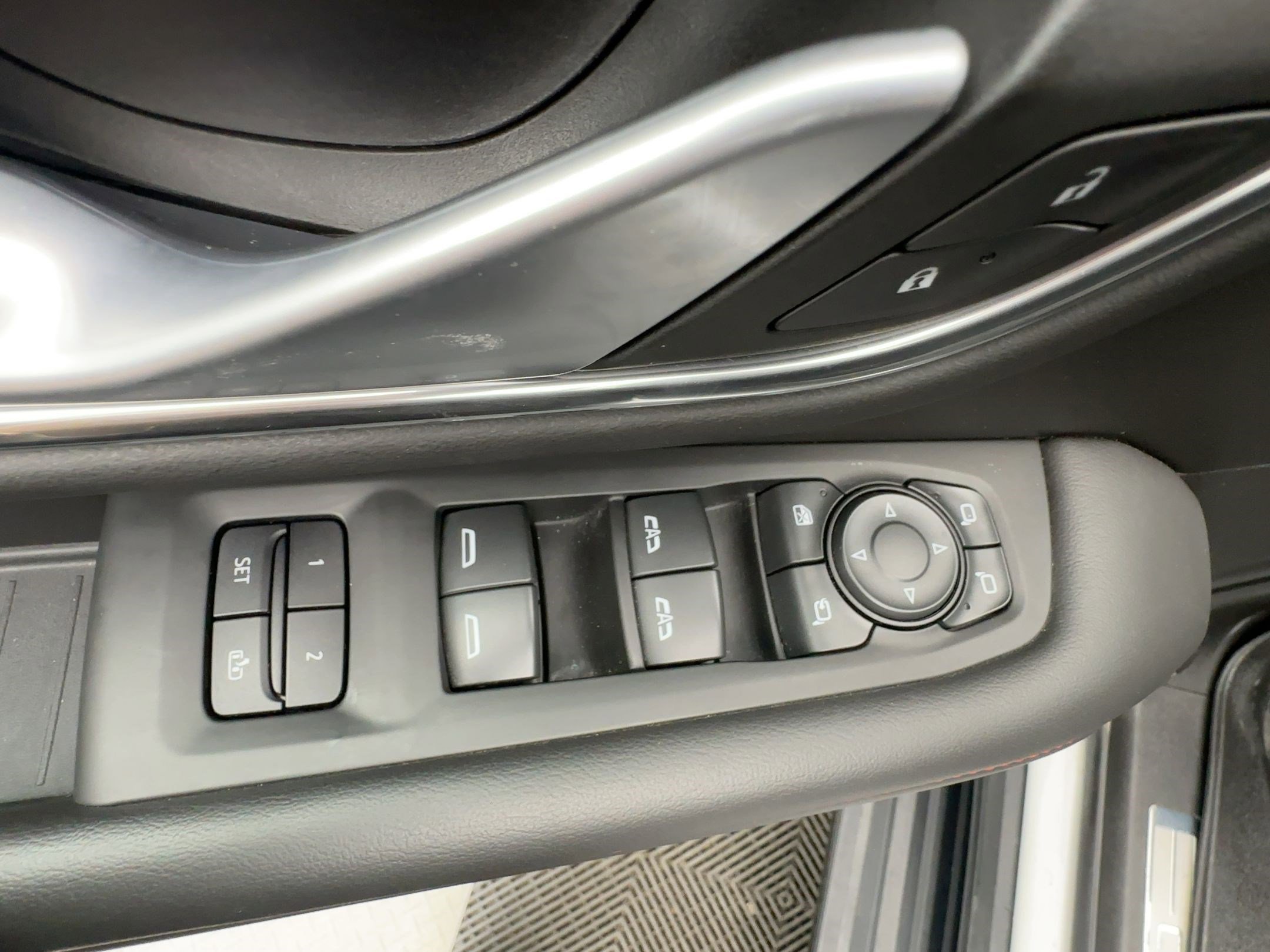 Used 2022 Chevrolet Tahoe RST w/ Luxury Package image 12