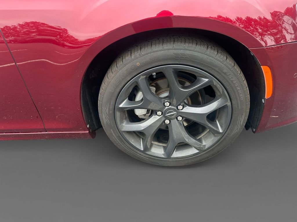 Certified 2023 Chrysler 300 Touring L w/ Popular Equipment Group image 16