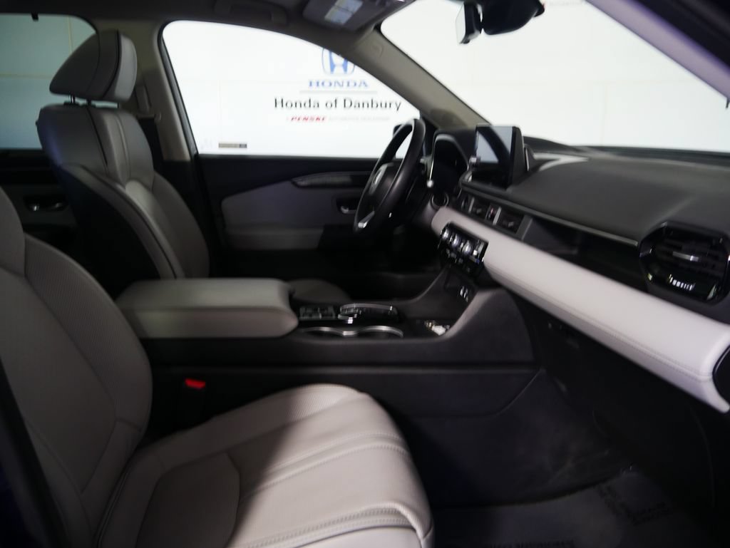 Used 2023 Honda Pilot Elite image 6