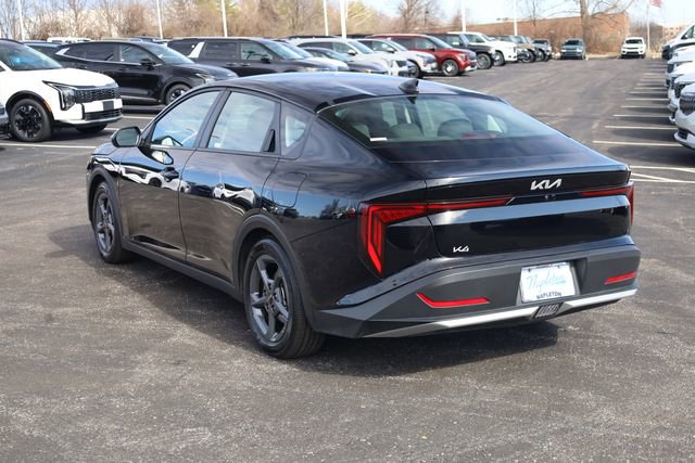 Used 2025 Kia K4 LXS image 6