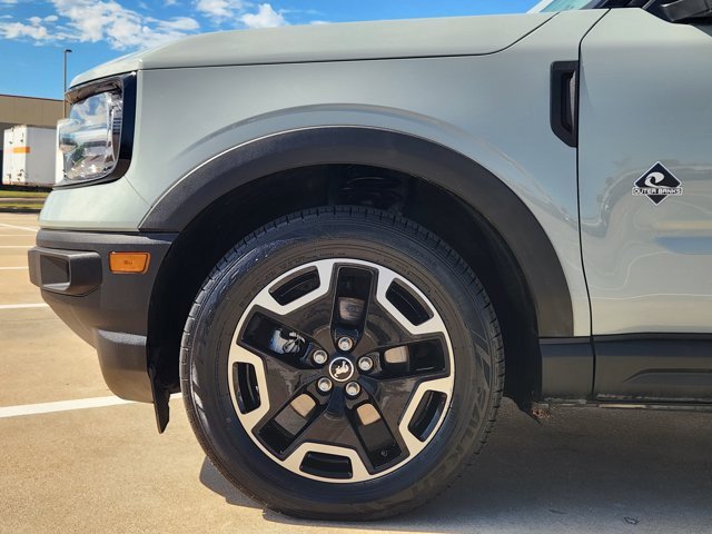 Used 2023 Ford Bronco Sport Outer Banks w/ Tech Package AWD/4WD image 8