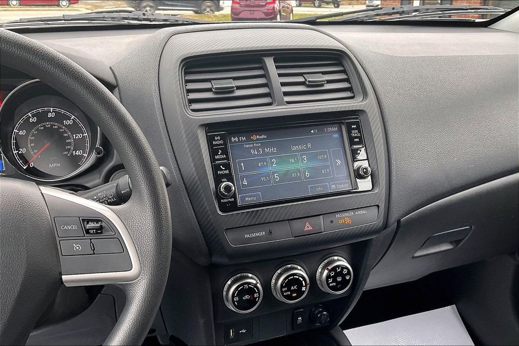 Used 2022 Mitsubishi Outlander Sport ES image 6