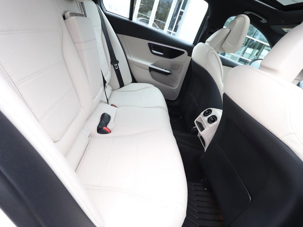 Used 2024 Mercedes-Benz C 300 Sedan image 20