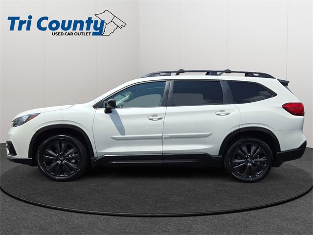 Used 2022 Subaru Ascent Onyx Edition image 4