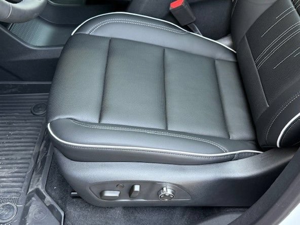 New 2026 Buick Enclave Avenir w/ Super Cruise Package AWD/4WD image 38