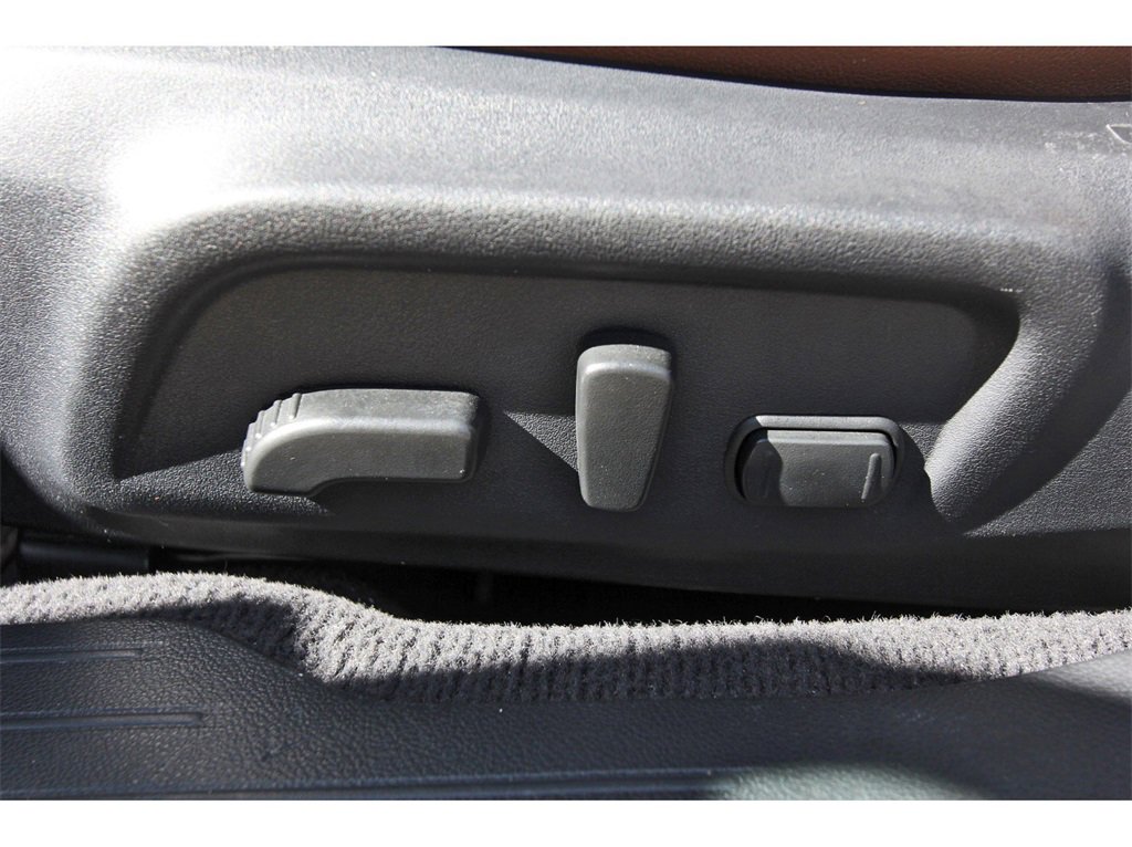 Used 2017 Subaru Outback 3.6R Touring w/ Popular Package #5A image 31