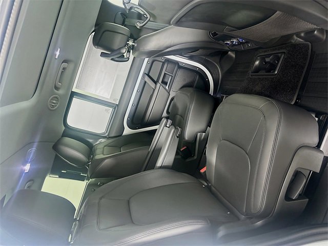 Used 2025 Land Rover Defender 130 S image 28