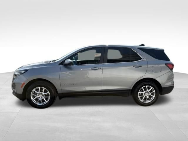 Used 2024 Chevrolet Equinox LT w/ Driver Convenience Package AWD/4WD image 12
