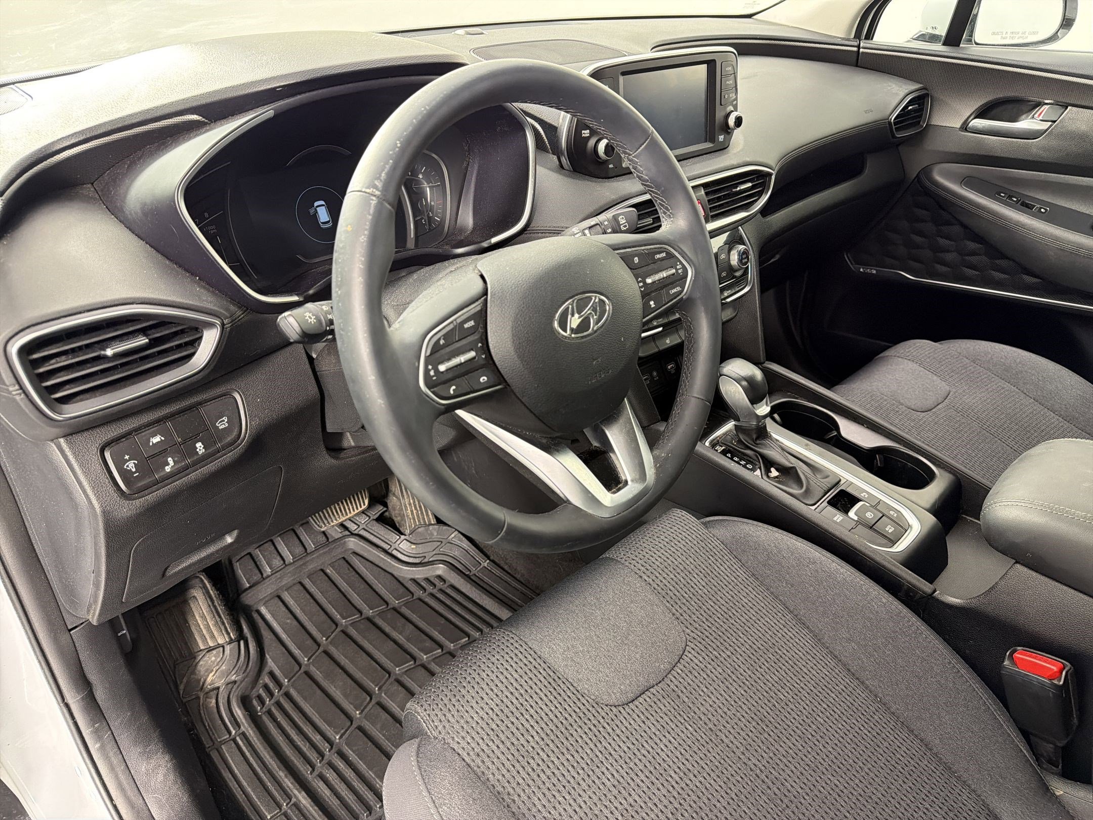 Used 2020 Hyundai Santa Fe SEL w/ Convenience Package image 4