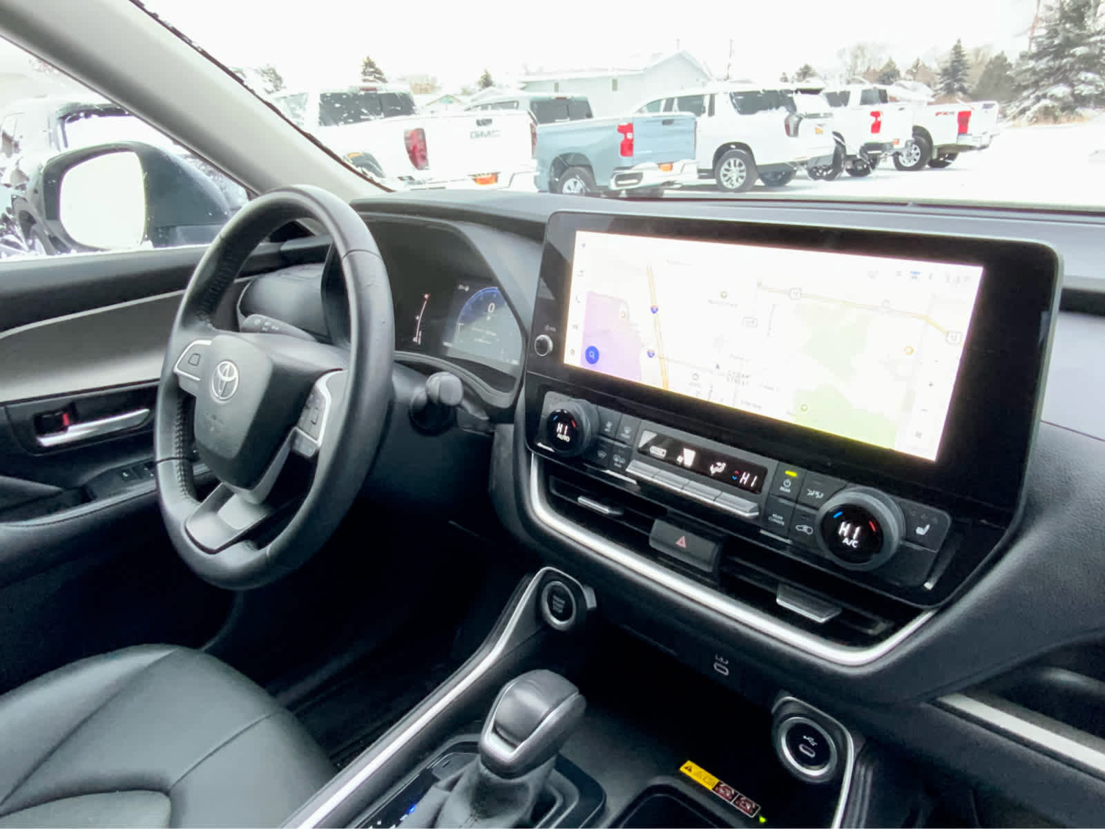 Used 2024 Toyota Grand Highlander XLE image 39