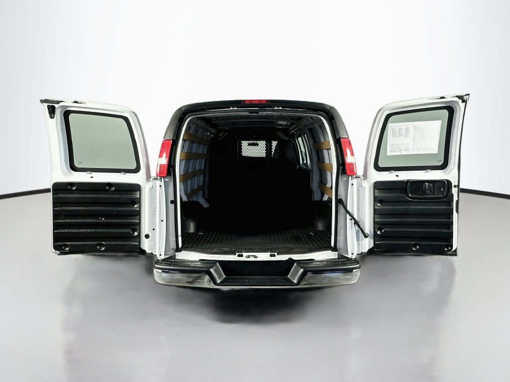 Used 2022 GMC Savana 2500 w/ Driver Convenience Package RWD image 29