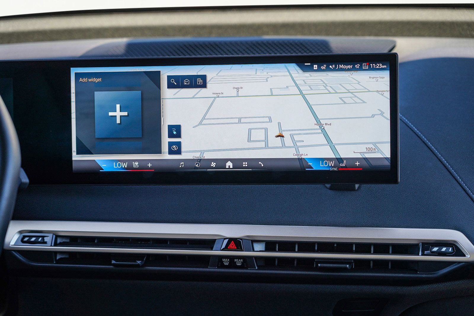 Used 2025 BMW iX xDrive50 image 57