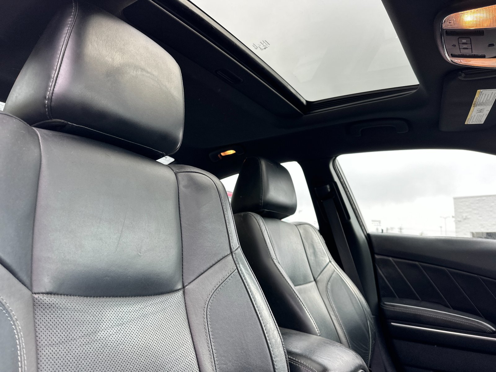 Used 2015 Dodge Charger R/T w/ Plus Group RWD image 16